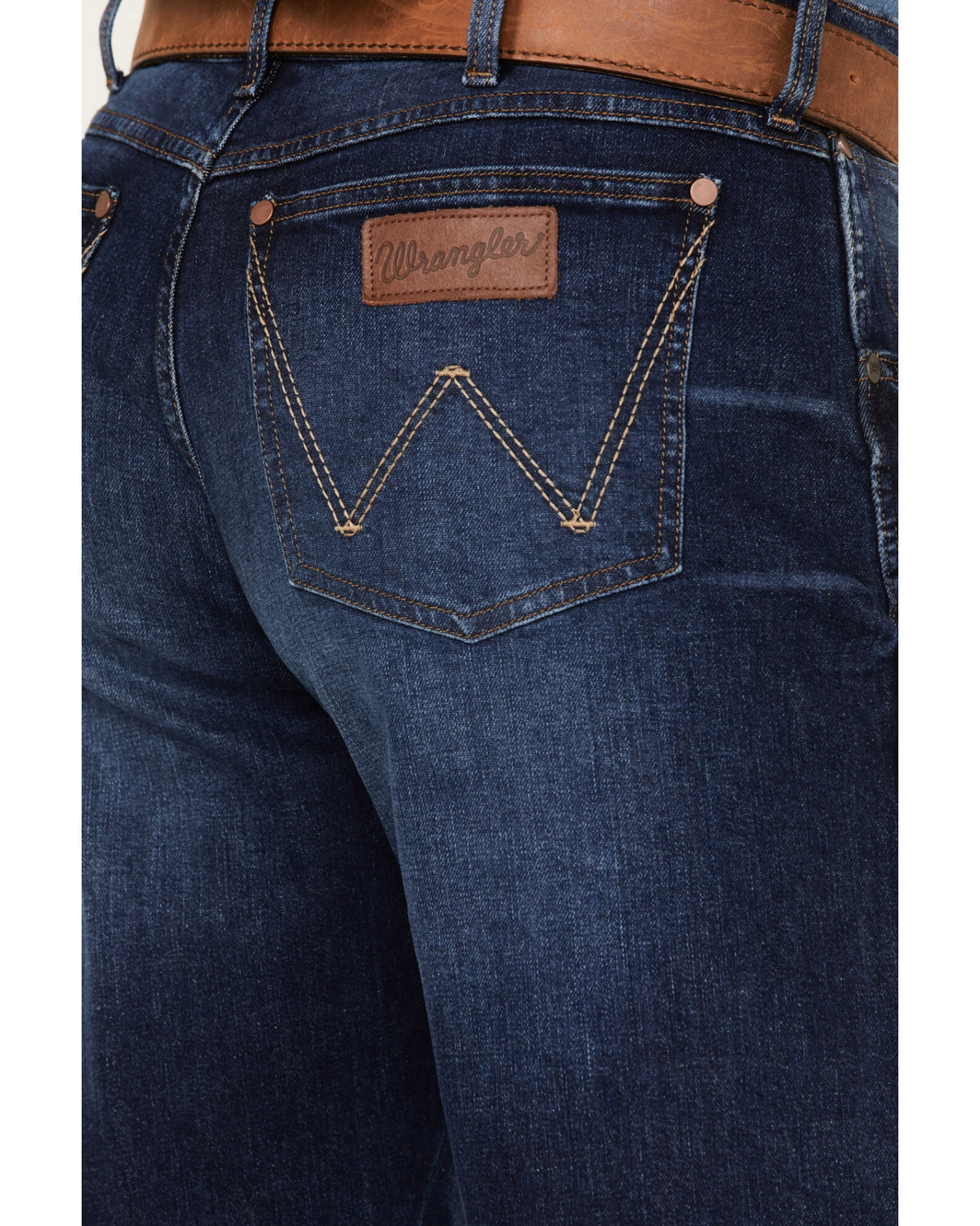 Wrangler Retro Men's Arvada Dark Wash Stretch Relaxed Bootcut Jeans 4 Wrangler Retro Men's Arvada Dark Wash Stretch Relaxed Bootcut Jeans - Image 4